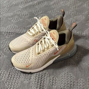 Nike Air Max 270 Beige Sneakers